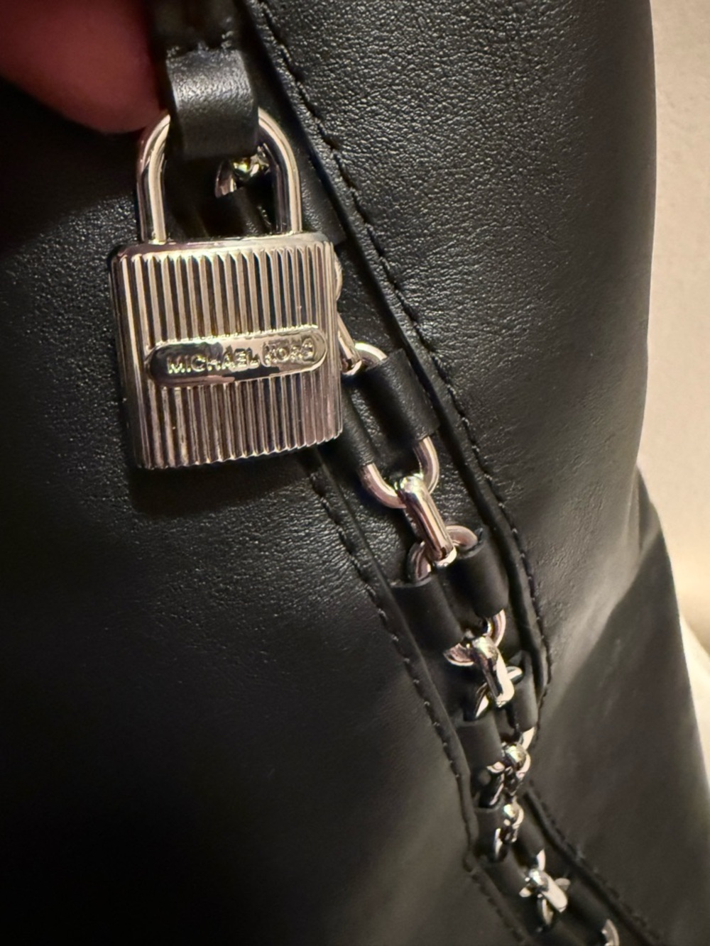 Michael Kors Black Leather Shoulder Hobo with Chain-Trim EUC - Picture 4 of 11